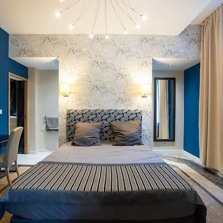 La Suite 2 Pieces Lit Queen Size Entree Privee Nîmes Exterior foto
